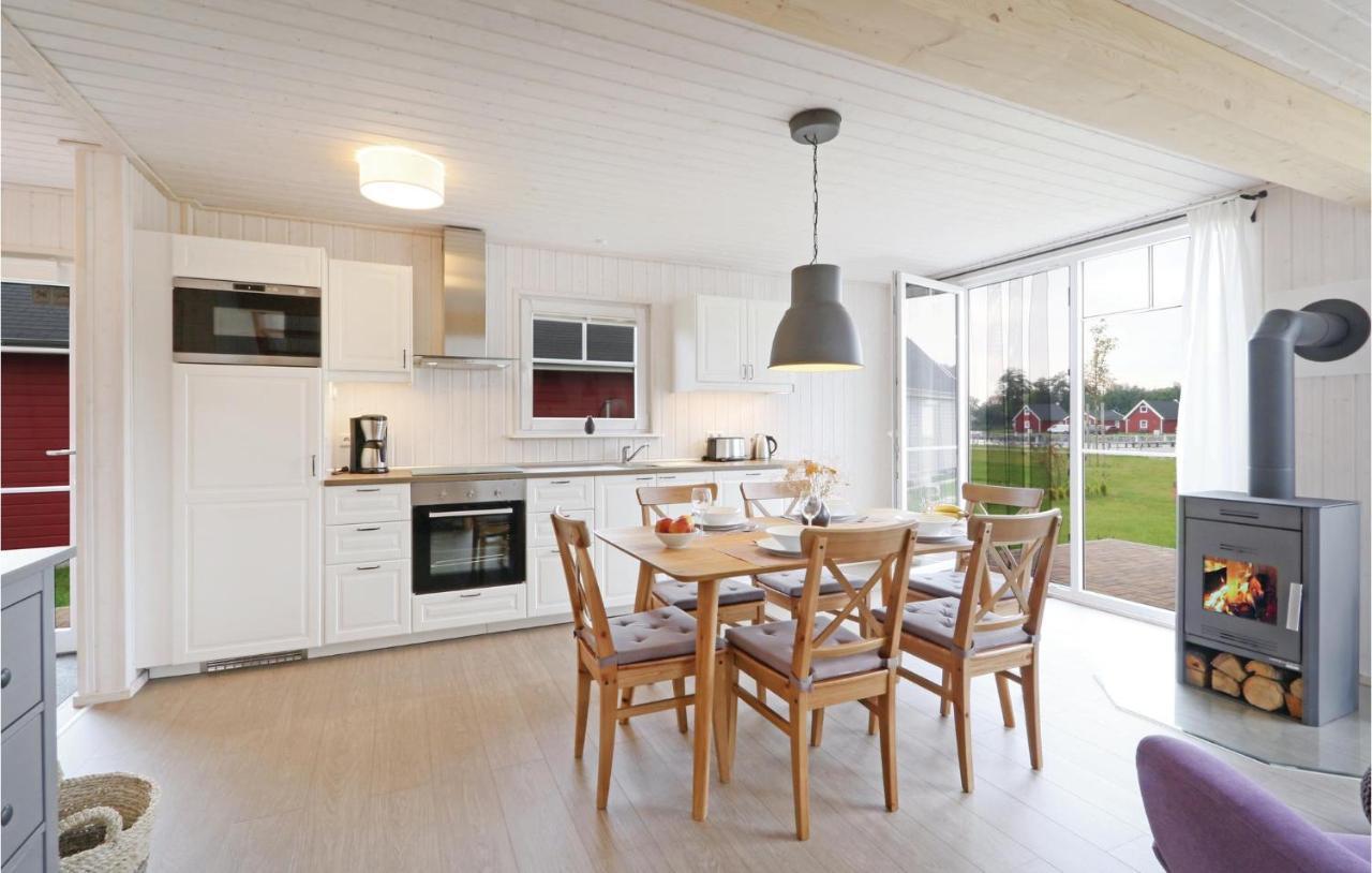 2 Bedroom Lovely Home In Zerpenschleuse Eksteriør bilde